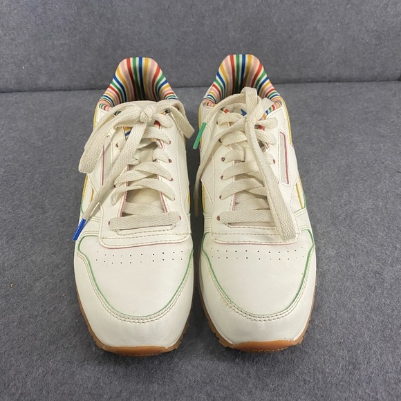 Reebok Classic Leather Chalk Sneakers Size 4 YOUTH - Picture 2 of 10